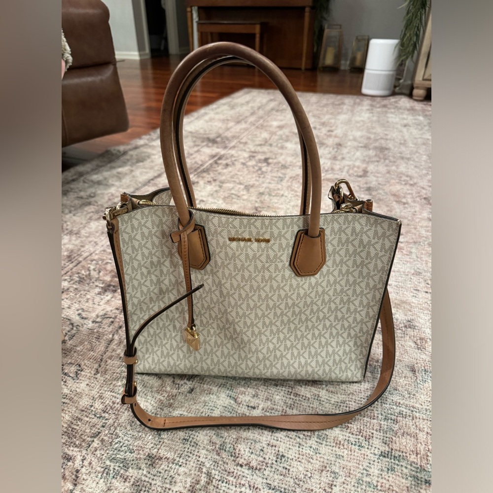 MICHAEL KORS Studio Mercer Convertible Tote Vanilla